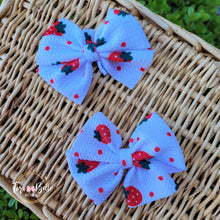 Load image into Gallery viewer, Strawberry ๐ Bow