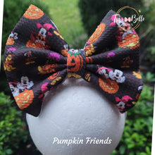 Load image into Gallery viewer, Pumpkin Friends