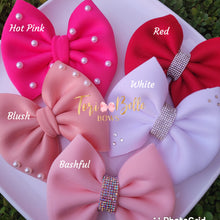 Load image into Gallery viewer, Hot Pink Pearls Super Puff