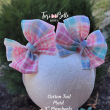 Load image into Gallery viewer, Cotton Tail Plaid