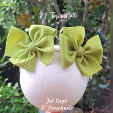 Load image into Gallery viewer, Jul Sage Bow