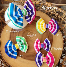 Load image into Gallery viewer, Markers Bow