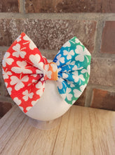 Load image into Gallery viewer, Rainbow Shamrock Bow