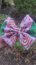 Load and play video in Gallery viewer, Christmas Cakes Bow
